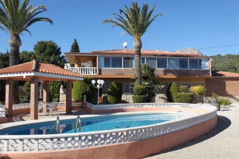 Huvila myytävänä La Nucia, Alicante, Espanja, 2 makuuhuonetta, 253 m2 No. 43684 - kuva 1