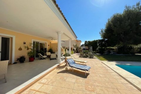 Huvila myytävänä La Nucia, Alicante, Espanja, 5 makuuhuonetta, 510 m2 No. 44029 - kuva 10