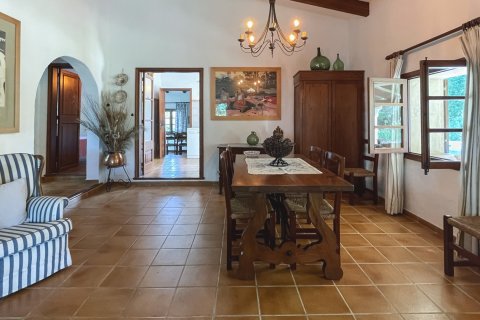 Finca myytävänä Pollenca, Mallorca, Espanja, 4 makuuhuonetta, 303 m2 No. 49208 - kuva 13