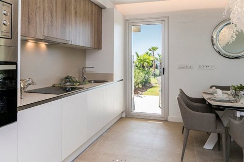 Huoneisto myytävänä La Cala De Mijas, Malaga, Espanja, 2 makuuhuonetta, 81 m2 No. 50036 - kuva 4