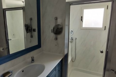 Kattohuoneisto myytävänä Benidorm, Alicante, Espanja, 4 makuuhuonetta, 250 m2 No. 50067 - kuva 10