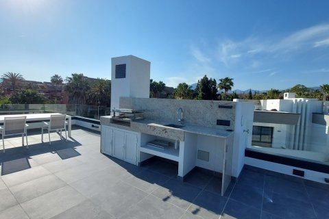 Huvila myytävänä Marbella, Malaga, Espanja, 3 makuuhuonetta, 251 m2 No. 49916 - kuva 20