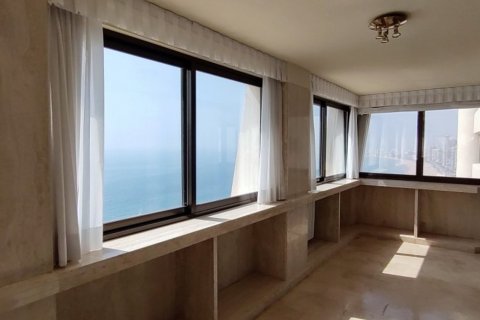 Kattohuoneisto myytävänä Benidorm, Alicante, Espanja, 4 makuuhuonetta, 250 m2 No. 50067 - kuva 13