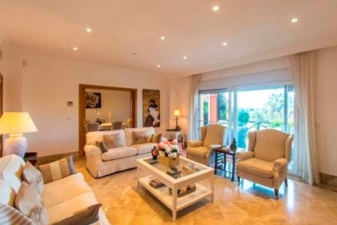 Huvila myytävänä Marbella, Malaga, Espanja, 3 makuuhuonetta, 206 m2 No. 50254 - kuva 3