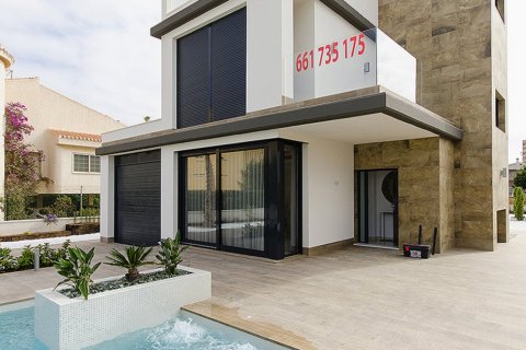 Huvila myytävänä Campoamor, Alicante, Espanja, 3 makuuhuonetta, 157 m2 No. 49750 - kuva 1