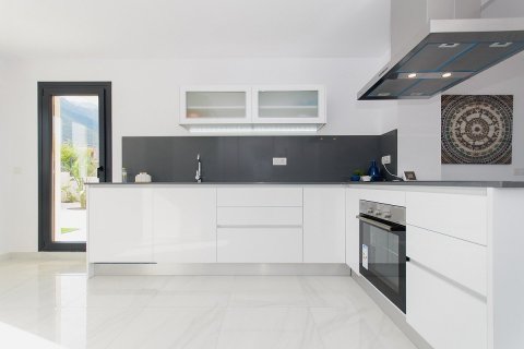 Huoneisto myytävänä Polop, Alicante, Espanja, 3 makuuhuonetta, 128 m2 No. 50747 - kuva 21