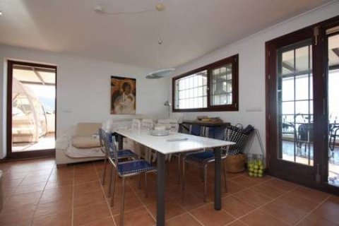 Huvila myytävänä Moraira, Alicante, Espanja, 7 makuuhuonetta, 415 m2 No. 50331 - kuva 10