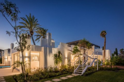 Huvila myytävänä Marbella, Malaga, Espanja, 7 makuuhuonetta, 564 m2 No. 50065 - kuva 3