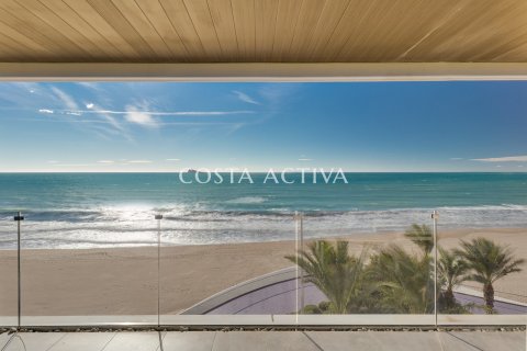 Huoneisto vuokrattavana Benidorm, Alicante, Espanja, 2 makuuhuonetta, 75 m2 No. 50027 - kuva 1