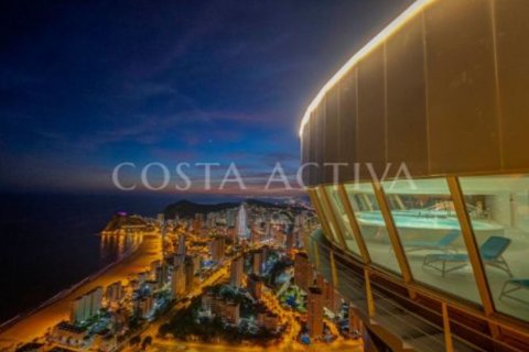 Huoneisto vuokrattavana Benidorm, Alicante, Espanja, 2 makuuhuonetta, 90 m2 No. 50023 - kuva 16