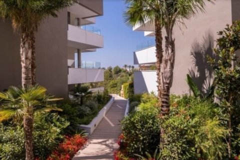 Huoneisto myytävänä Benahavis, Malaga, Espanja, 3 makuuhuonetta, 150 m2 No. 50096 - kuva 2