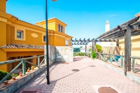 Huvila myytävänä Marbella, Malaga, Espanja, 3 makuuhuonetta, 206 m2 No. 50254 - kuva 11