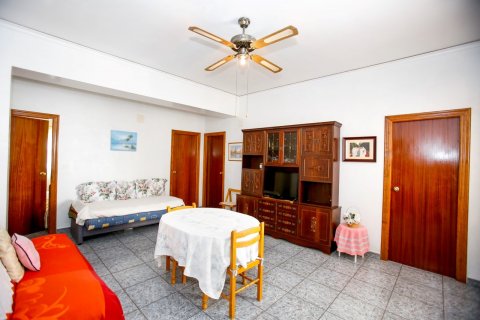 Kaupunkipientalo myytävänä Denia, Alicante, Espanja, 6 makuuhuonetta, 330 m2 No. 49979 - kuva 17