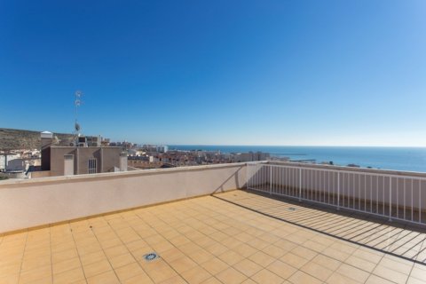 Huoneisto myytävänä Santa Pola, Alicante, Espanja, 3 makuuhuonetta, 84 m2 No. 49800 - kuva 2