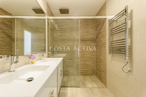 Huoneisto vuokrattavana Benidorm, Alicante, Espanja, 2 makuuhuonetta, 75 m2 No. 50027 - kuva 11