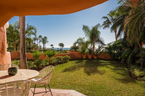 Huoneisto myytävänä Marbella, Malaga, Espanja, 2 makuuhuonetta,  No. 49872 - kuva 13