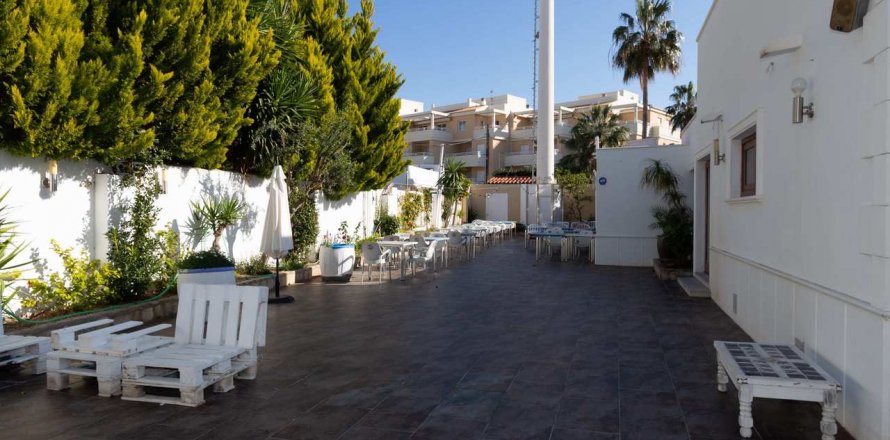 Liikekiinteistö Denia, Alicante, Espanja 1 makuuhuone, 900 m2 No. 50137