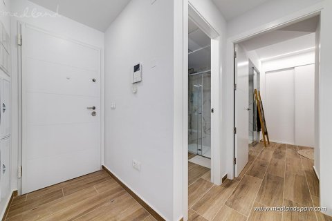 Huoneisto myytävänä Villamartin, Alicante, Espanja, 2 makuuhuonetta, 73 m2 No. 46823 - kuva 9