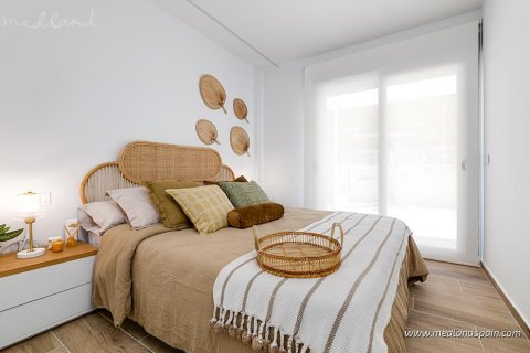 Huoneisto myytävänä Villamartin, Alicante, Espanja, 2 makuuhuonetta, 73 m2 No. 46823 - kuva 10