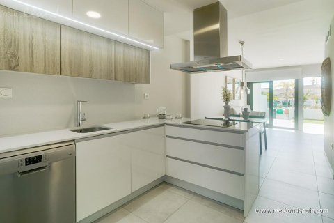 Huoneisto myytävänä Torre de la Horadada, Alicante, Espanja, 3 makuuhuonetta, 102 m2 No. 51896 - kuva 3