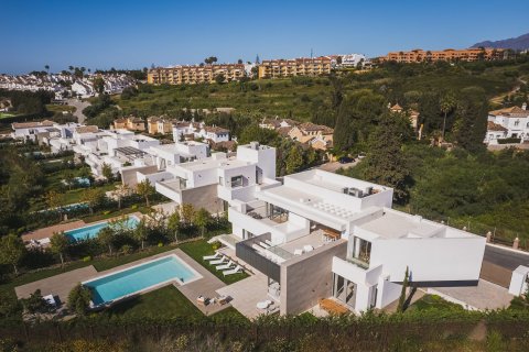 Huvila myytävänä Estepona, Malaga, Espanja, 5 makuuhuonetta, 845 m2 No. 53569 - kuva 26