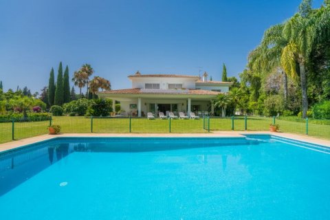 Huvila myytävänä Guadalmina, Malaga, Espanja, 8 makuuhuonetta, 1138 m2 No. 53477 - kuva 2