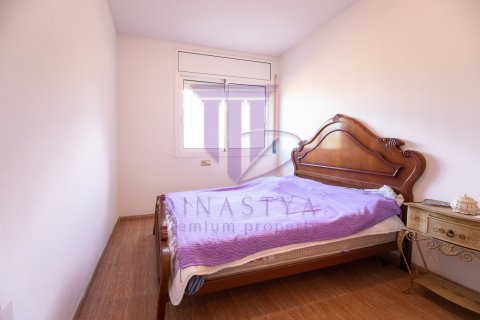 Kaupunkipientalo myytävänä Cap Salou, Tarragona, Espanja, 3 makuuhuonetta, 205 m2 No. 53635 - kuva 19