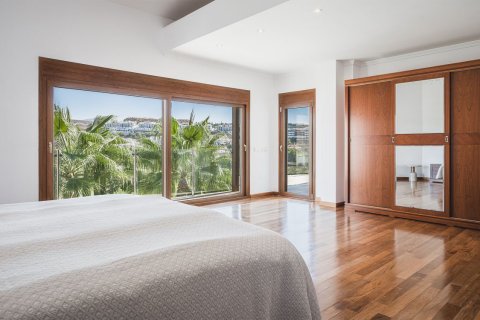 Huvila myytävänä Benahavis, Malaga, Espanja, 5 makuuhuonetta, 555 m2 No. 53412 - kuva 22