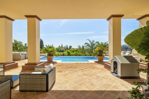 Huvila myytävänä El Paraiso, Malaga, Espanja, 5 makuuhuonetta, 779 m2 No. 53534 - kuva 27