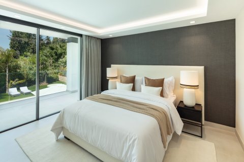 Huvila myytävänä Marbella Golden Mile, Malaga, Espanja, 5 makuuhuonetta, 510 m2 No. 53503 - kuva 15