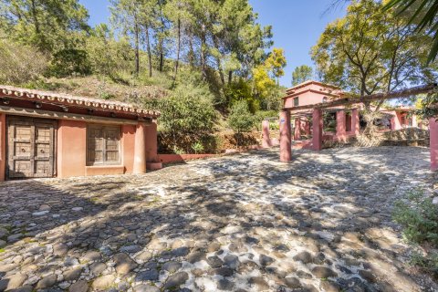 Huvila myytävänä Benahavis, Malaga, Espanja, 5 makuuhuonetta, 552 m2 No. 53530 - kuva 24