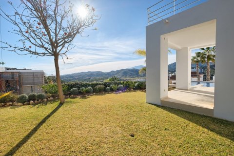 Huvila myytävänä Benahavis, Malaga, Espanja, 4 makuuhuonetta, 288 m2 No. 53531 - kuva 12