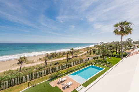 Huvila myytävänä Estepona, Malaga, Espanja, 5 makuuhuonetta, 454 m2 No. 53410 - kuva 3