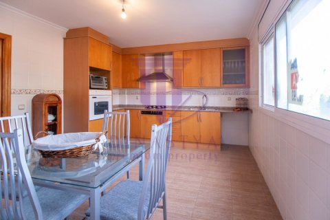 Kaupunkipientalo myytävänä Cap Salou, Tarragona, Espanja, 3 makuuhuonetta, 205 m2 No. 53635 - kuva 21