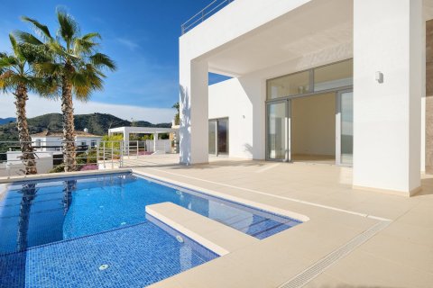 Huvila myytävänä Benahavis, Malaga, Espanja, 4 makuuhuonetta, 288 m2 No. 53531 - kuva 13