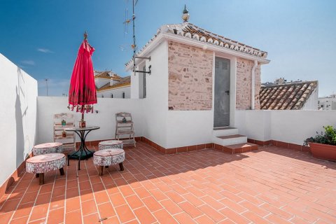 Hotelli myytävänä Marbella, Malaga, Espanja, 14 makuuhuonetta, 850 m2 No. 53488 - kuva 25