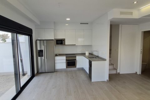 Huvila myytävänä La Zenia, Alicante, Espanja, 3 makuuhuonetta, 97 m2 No. 53138 - kuva 6