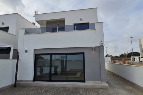 Huvila myytävänä La Zenia, Alicante, Espanja, 3 makuuhuonetta, 97 m2 No. 53138 - kuva 2