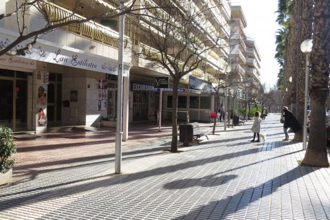 Huoneisto vuokrattavana Salou, Tarragona, Espanja , 50 m2 No. 53640 - kuva 2
