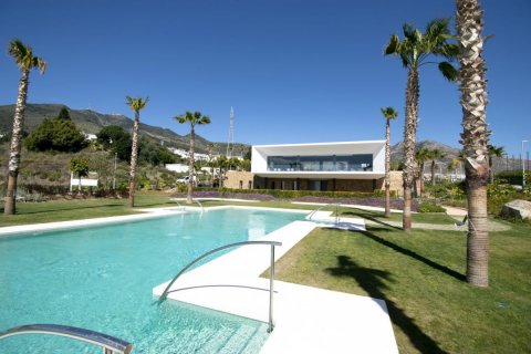 Huvila myytävänä Benalmadena, Malaga, Espanja, 4 makuuhuonetta, 365 m2 No. 53367 - kuva 25