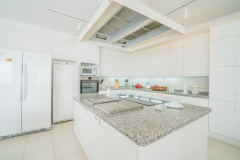 Huvila myytävänä Guadalmina, Malaga, Espanja, 8 makuuhuonetta, 1138 m2 No. 53477 - kuva 9