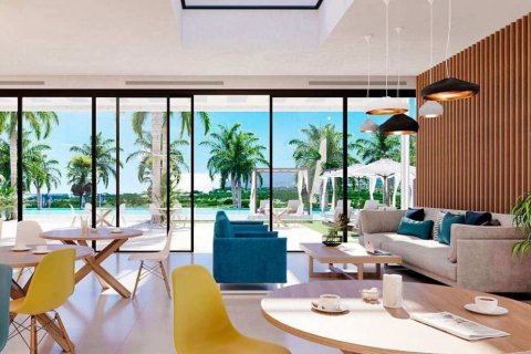 Paritalo myytävänä Rio Real, Malaga, Espanja, 4 makuuhuonetta, 249 m2 No. 53462 - kuva 9