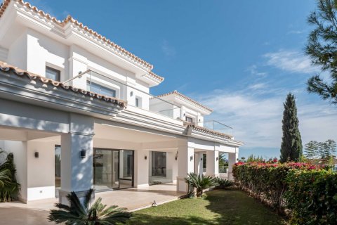 Huvila myytävänä Marbella Golden Mile, Malaga, Espanja, 5 makuuhuonetta, 714 m2 No. 53458 - kuva 6