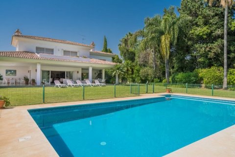 Huvila myytävänä Guadalmina, Malaga, Espanja, 8 makuuhuonetta, 1138 m2 No. 53477 - kuva 19