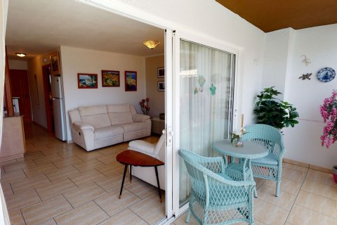 Huoneisto myytävänä San Bartolome De Tirajana, Gran Canaria, Espanja, 1 makuuhuone, 55 m2 No. 55223 - kuva 6