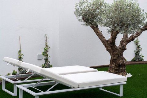 Hotelli myytävänä San Bartolome De Tirajana, Gran Canaria, Espanja, 7 makuuhuonetta, 900 m2 No. 55206 - kuva 16
