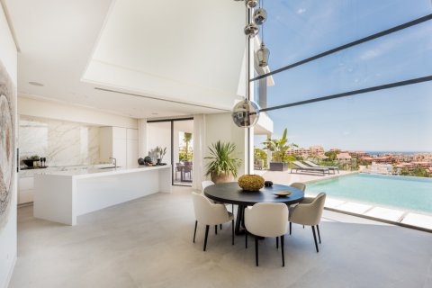 Huvila myytävänä Benahavis, Malaga, Espanja, 6 makuuhuonetta, 672 m2 No. 55366 - kuva 6