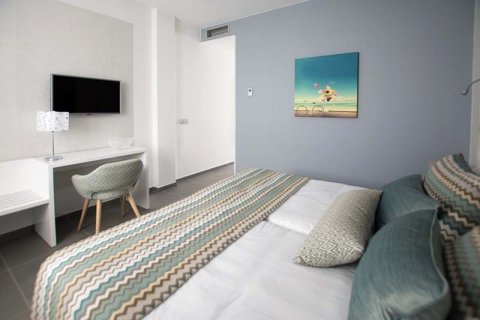 Hotelli myytävänä San Bartolome De Tirajana, Gran Canaria, Espanja, 7 makuuhuonetta, 900 m2 No. 55206 - kuva 5