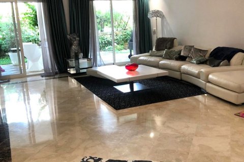 Huoneisto vuokrattavana Marbella, Malaga, Espanja, 2 makuuhuonetta, 150 m2 No. 55426 - kuva 4