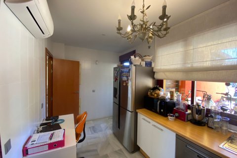 Huvila myytävänä Benahavis, Malaga, Espanja, 2 makuuhuonetta, 153 m2 No. 55431 - kuva 9